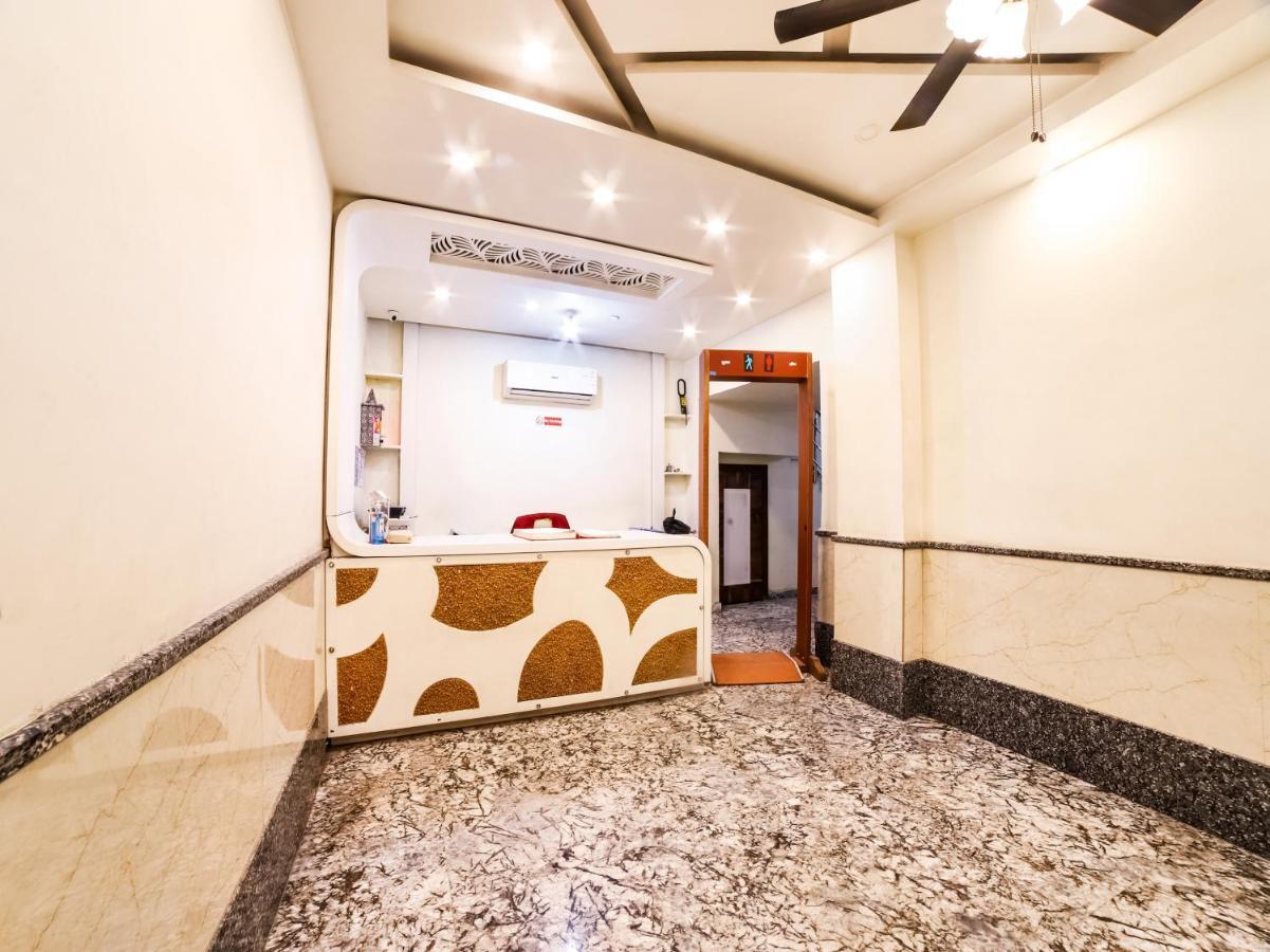 Oyo 78699 Hotel Klick International New Delhi Buitenkant foto