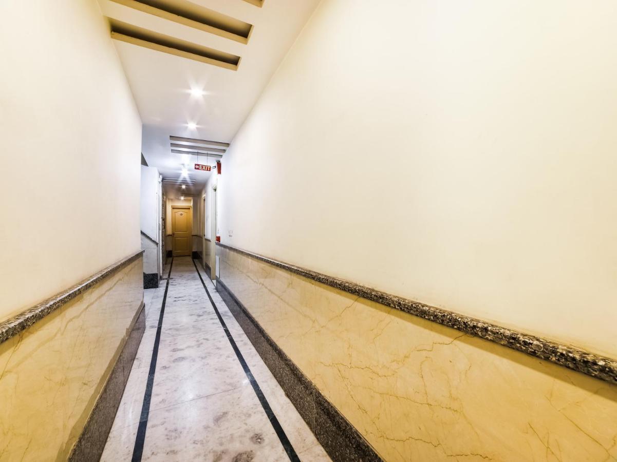 Oyo 78699 Hotel Klick International New Delhi Buitenkant foto